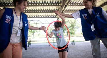 RAVENOL wishes you a peaceful Christmas!